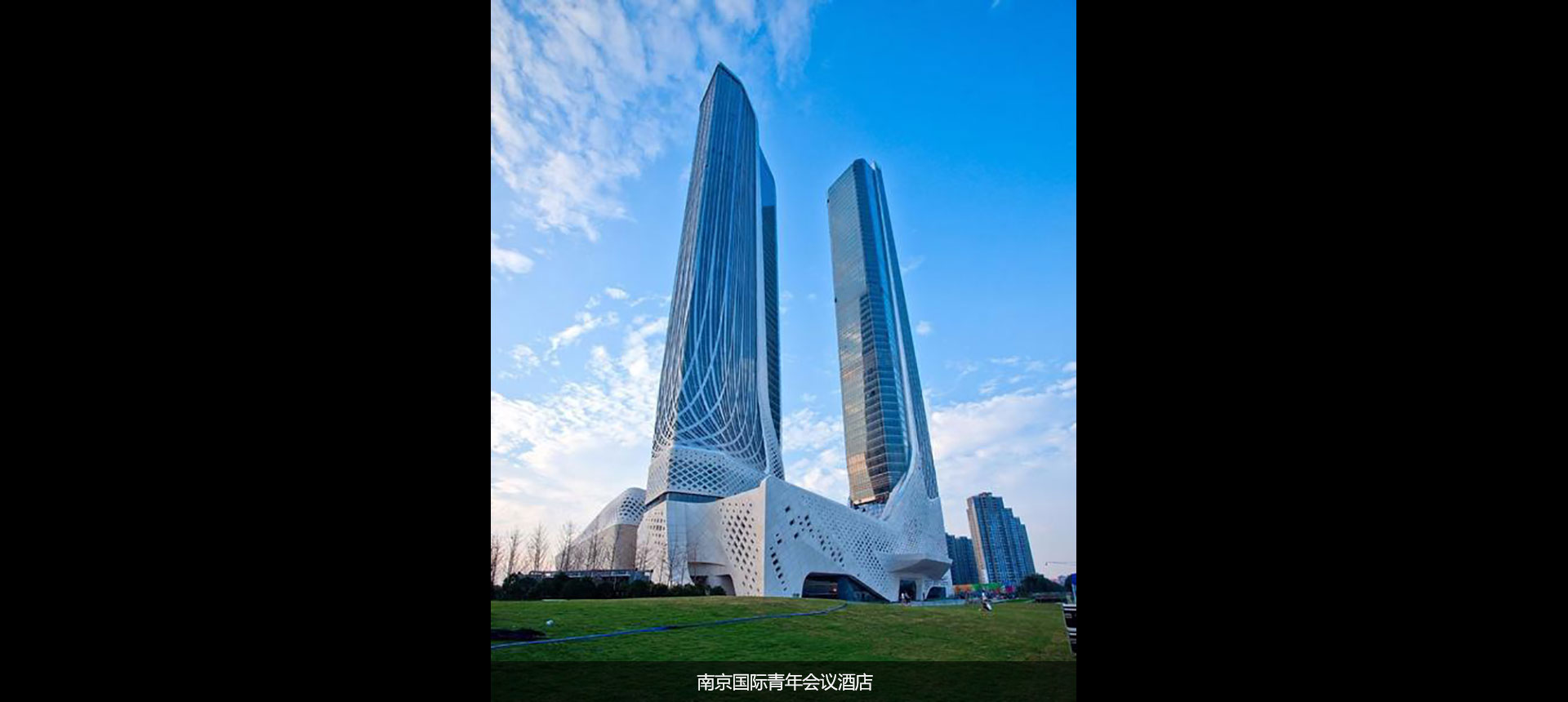 5-經(jīng)典通達(dá)為您提供酒店套房家具、酒店固裝家具、五星級(jí)酒店家具方面的相關(guān)知識(shí)解答